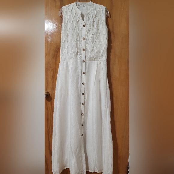 Beautiful long maxi white dress, custom made - Picture 3 of 7